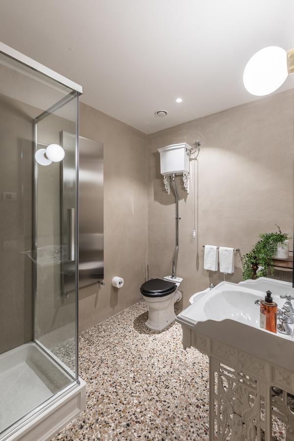 Exquisite Pied-a-terre With Balcony Apartamento Venecia
